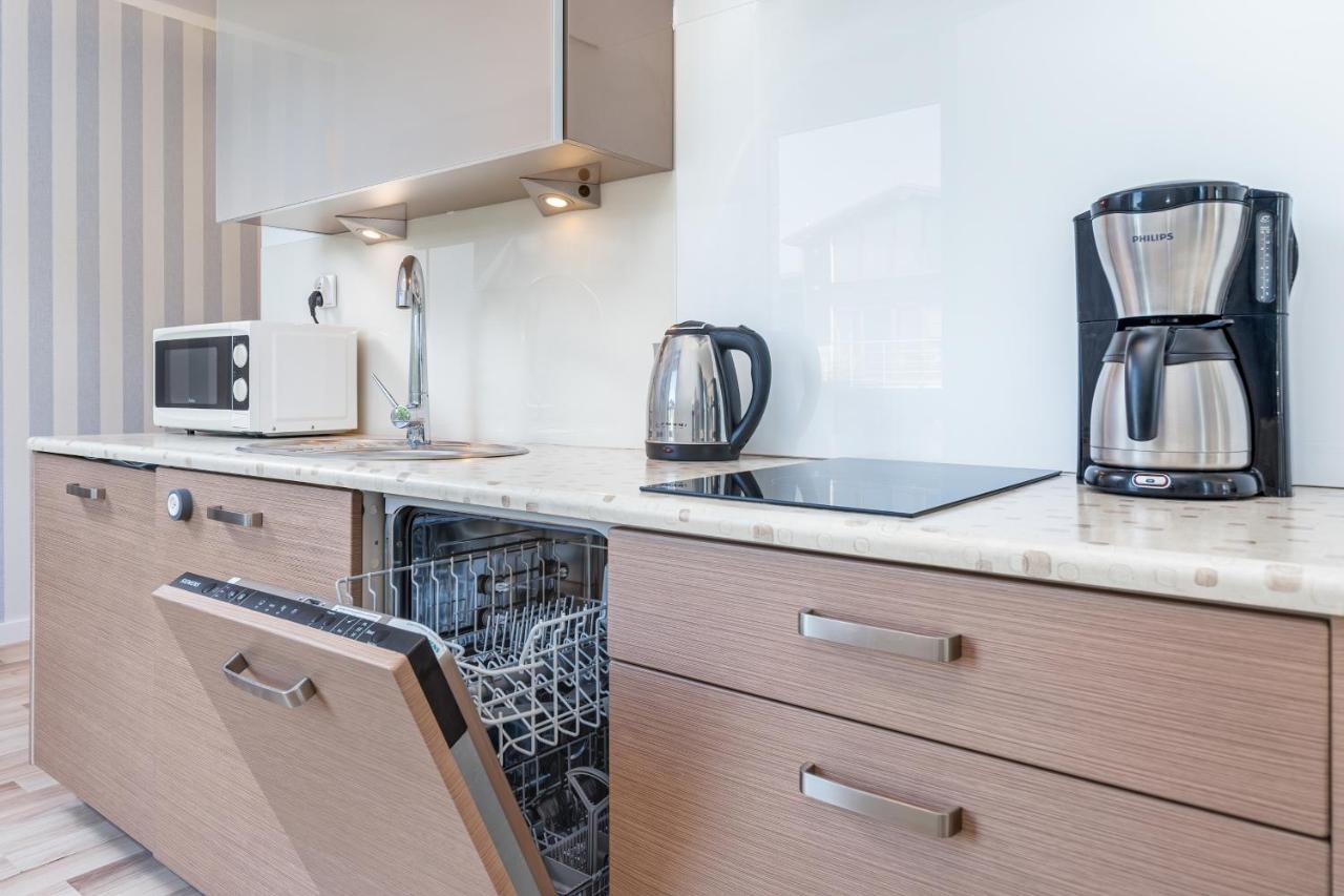 Apartamenty Feniks By Noclegi Renters Свіноуйсьце Екстер'єр фото