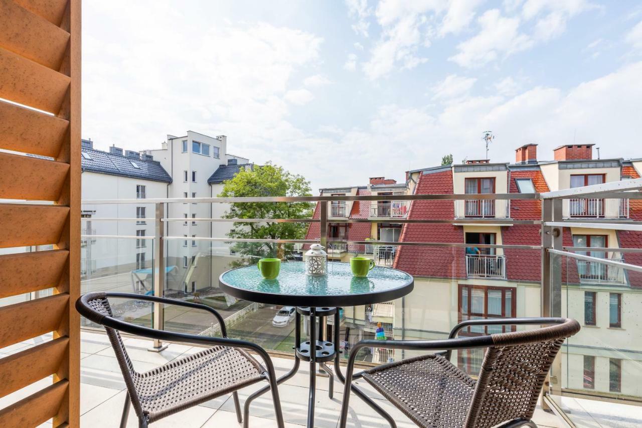 Apartamenty Feniks By Noclegi Renters Свіноуйсьце Екстер'єр фото